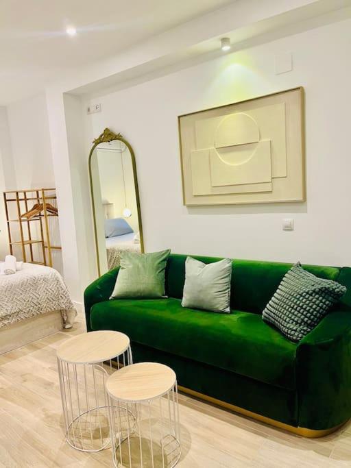 New Luxurious Studio With Patio/Center Málaga Exterior foto