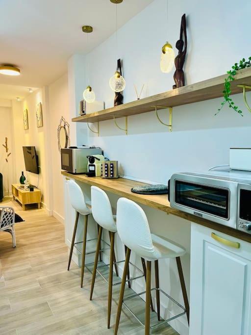 New Luxurious Studio With Patio/Center Málaga Exterior foto