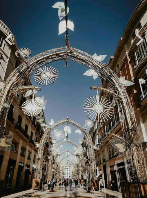 New Luxurious Studio With Patio/Center Málaga Exterior foto
