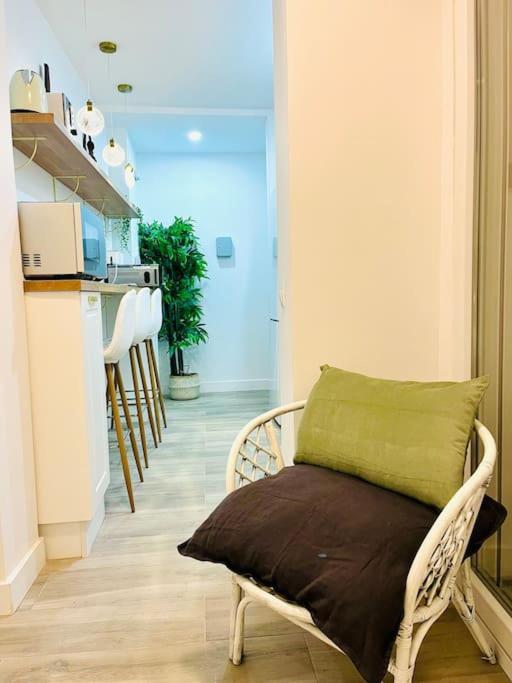 New Luxurious Studio With Patio/Center Málaga Exterior foto